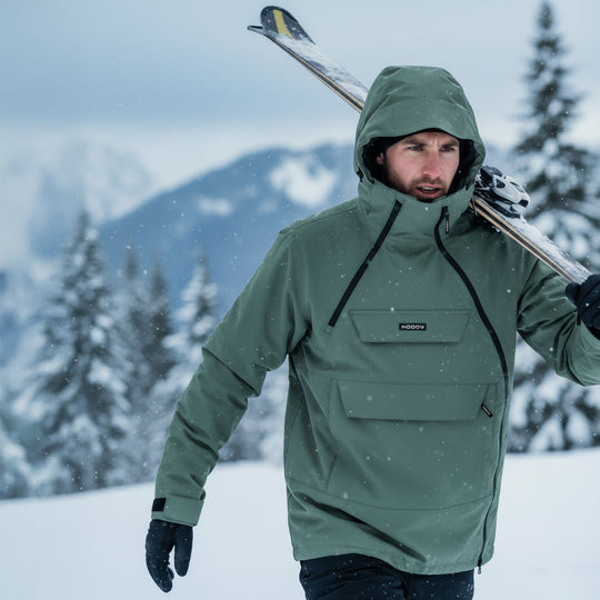 Skianorak til mænd, Mørk oliven, miljøbillede2. #color_dark-olive